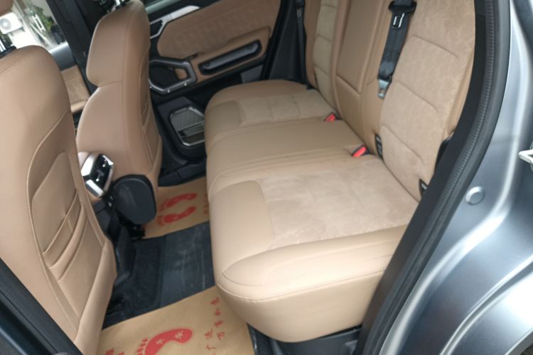 捷途旅行者 2025款 2.0TD 自动 XWD征服+中控内饰7004