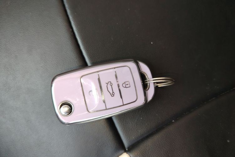 长安Lumin 2022款 155km 清甜款中控内饰7001