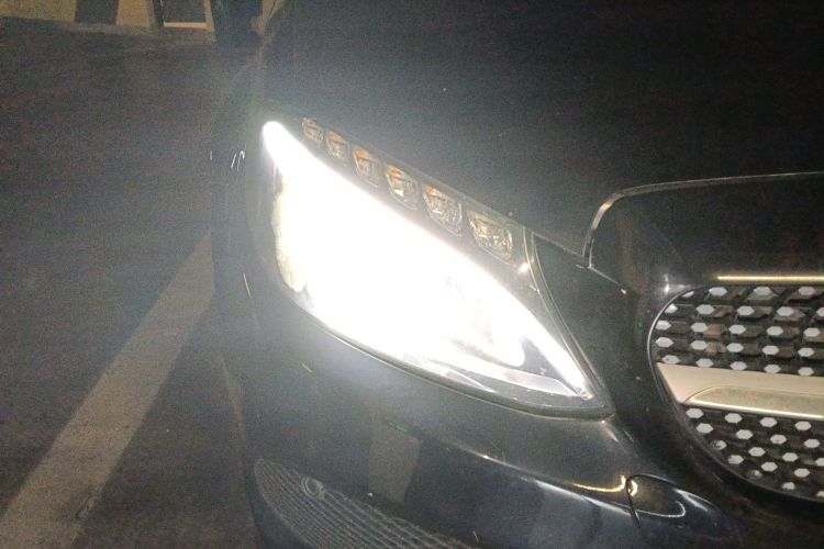 奔驰C级 2015款 C 180 L 运动型车身外观6006