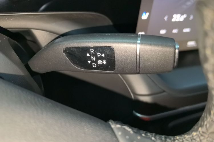 小鹏P7 2023款 P7i 702 Pro局部细节18