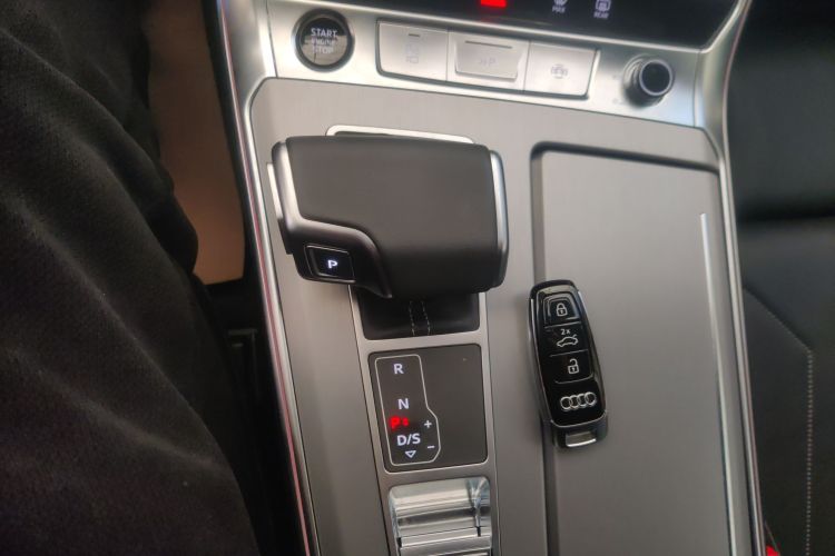 奥迪A7 2024款 45 TFSI 臻选型局部细节18