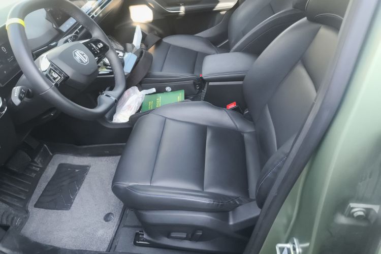 名爵 MG4 EV 2022款 425km 豪华版中控内饰19