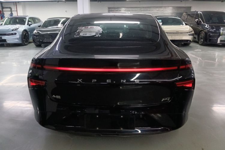 小鹏P7 2020款 670N车身外观6004