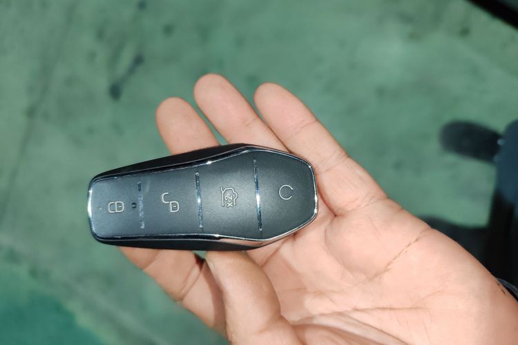 比亚迪 秦PLUS 2024款 荣耀版 DM-i 55KM领先型中控内饰11