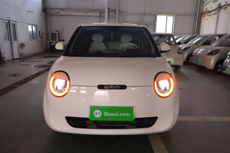 长安启源 长安Lumin 2025款 205km 香沁款车身外观2