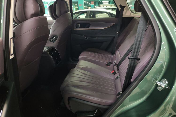 奇瑞 风云T10 2024款 210 奢享版中控内饰7004