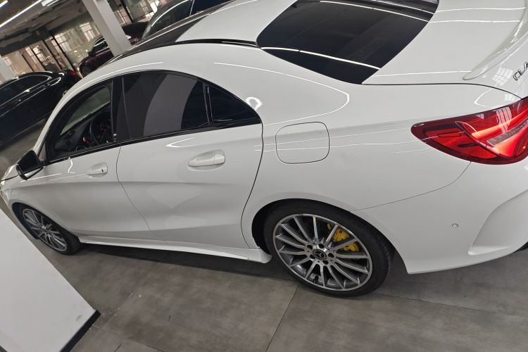 奔驰CLA 2019款 CLA 220 4MATIC车身外观4