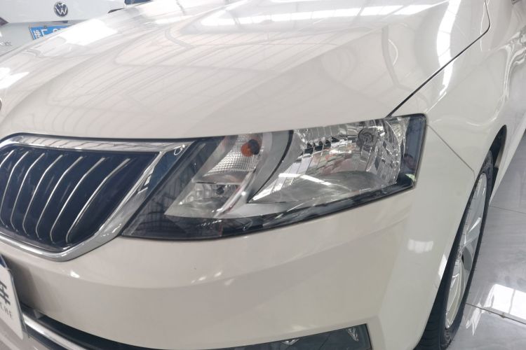 斯柯达 昕锐 2019款 1.5L 自动舒适版 国V车身外观36