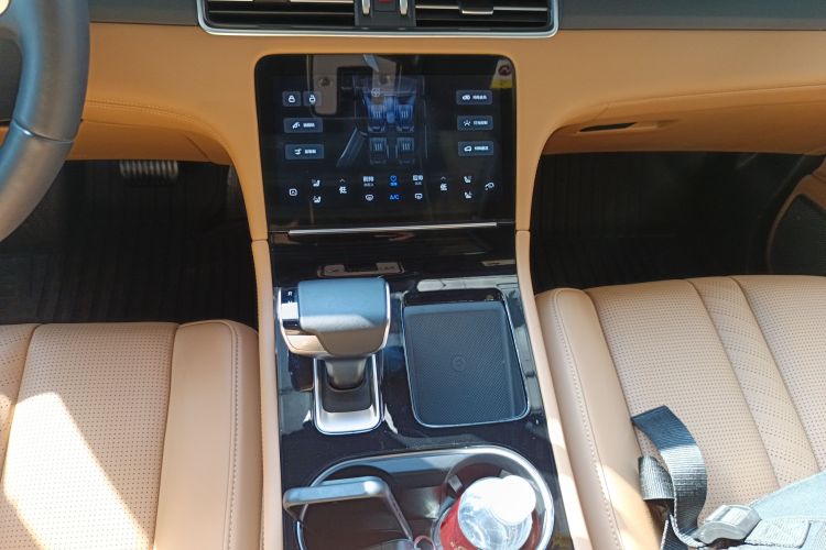 理想汽车 理想ONE 2020款 增程6座版局部细节18