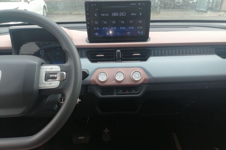 奇瑞新能源 QQ冰淇淋 2024款 170km 圣代 +中控内饰16