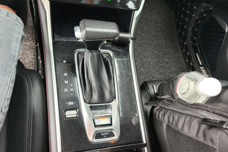 长安CS75 2020款 280T 自动雅智型 国VI中控内饰18