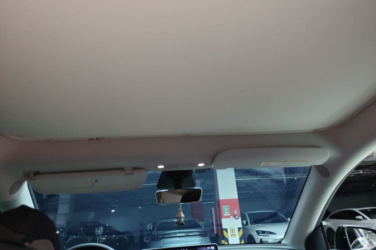 特斯拉 Model Y 2022款 改款 后轮驱动版局部细节22