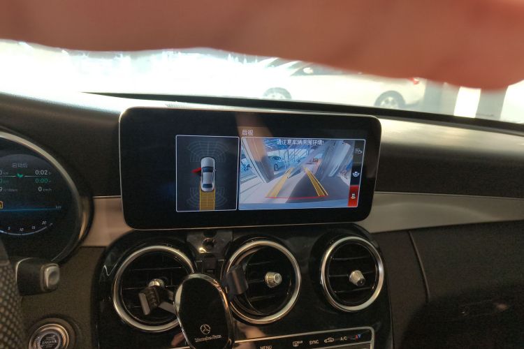 奔驰C级 2020款 C 260 运动版中控内饰16