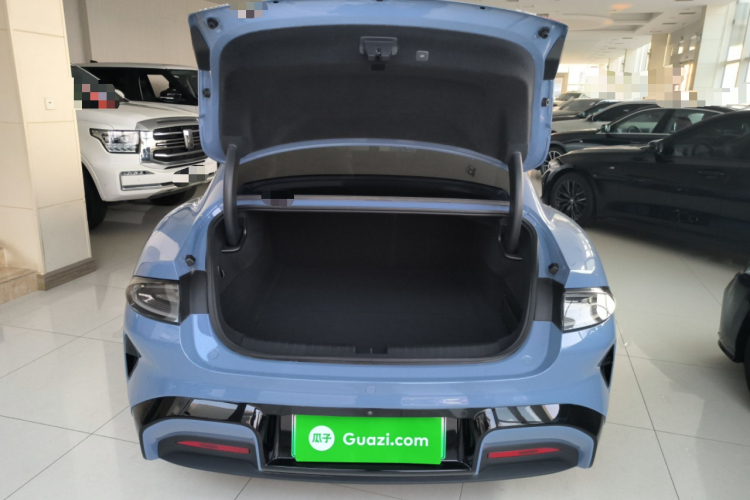 小米汽车 小米SU7 2024款 四驱超长续航高阶智驾Max版机舱底盘23