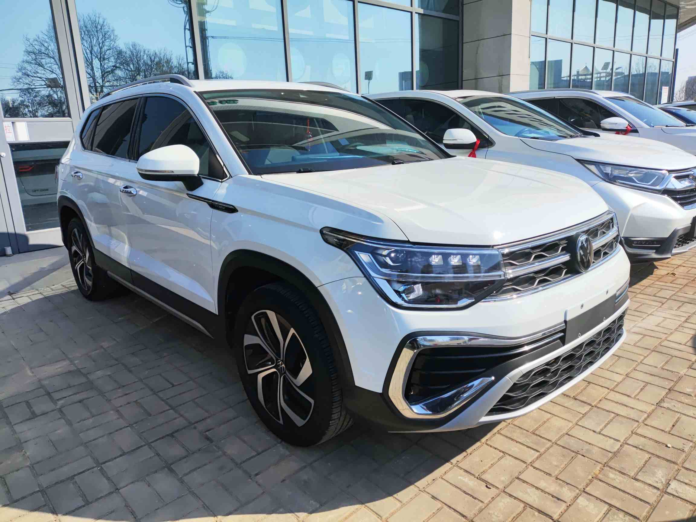 大众 途岳 2023款 300TSI 两驱满月版(3)