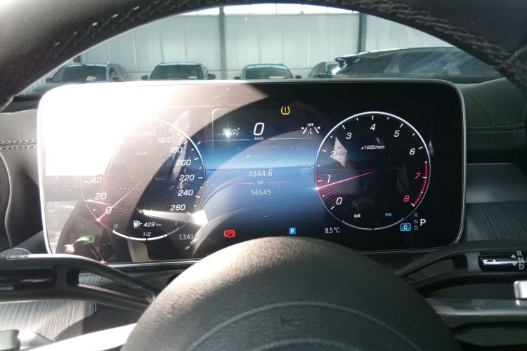 奔驰C级 2023款 C 260 L 运动版中控内饰14