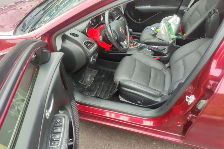 菲亚特 菲翔 2012款 1.4T 自动劲享版中控内饰7003