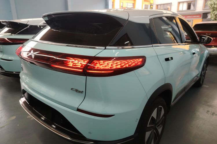 小鹏G3 2021款 G3i 520N车身外观7