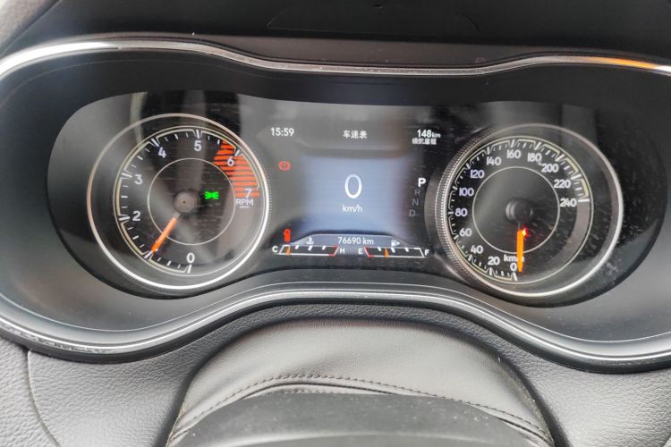 Jeep 自由光 2019款 2.0T 四驱探享版 国VI中控内饰14