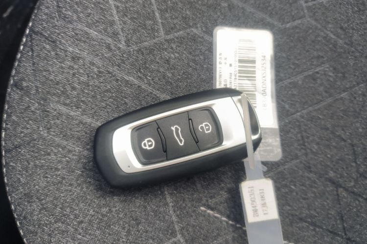 吉利银河 2024款 熊猫mini 200km 耐力熊中控内饰11