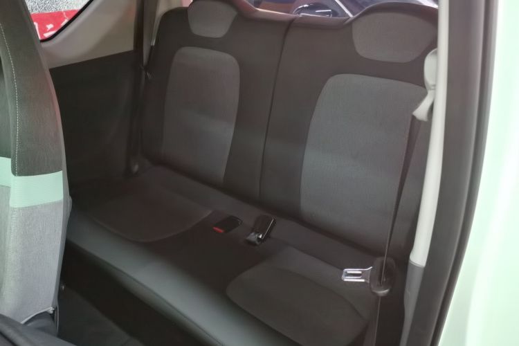 五菱汽车 宏光MINIEV 2022款 马卡龙臻享款 磷酸铁锂中控内饰7004