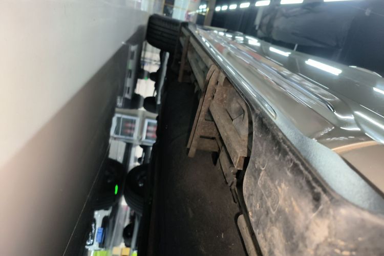 本田UR-V 2017款 240TURBO 两驱豪华版 国V局部细节9001