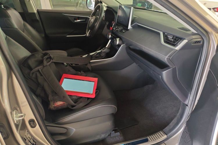 丰田 RAV4荣放 2022款 2.0L CVT两驱风尚Plus版局部细节41