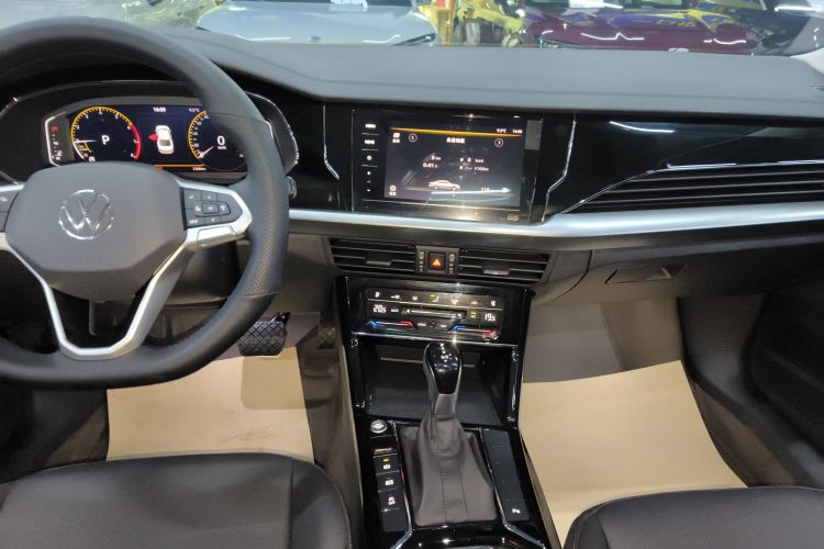 大众 帕萨特 2025款 出众款 380TSI 龙腾版局部细节16