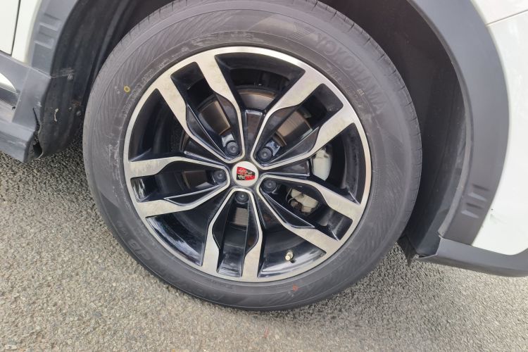 荣威RX5 2016款 20T 两驱自动互联网智享版车身外观10