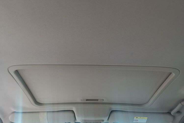 别克GL8 2014款 2.4L 行政版局部细节22