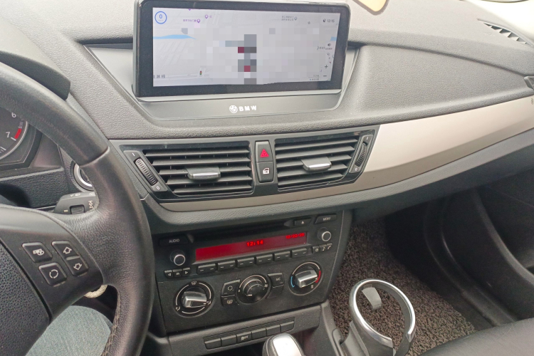 宝马X1 2013款 sDrive18i 时尚型中控内饰16