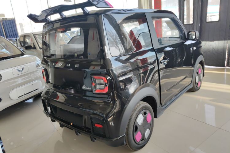 吉利银河 2025款 210km 熊猫卡丁车身外观7