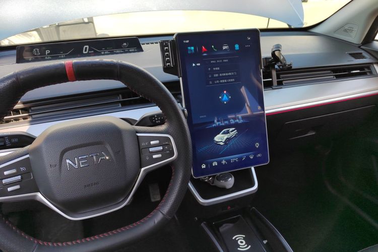 哪吒汽车 哪吒V 2021款 长续航娱乐版升级型局部细节18