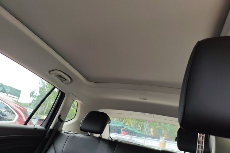 别克 昂科威 2019款 20T 两驱精英型 国VI中控内饰22