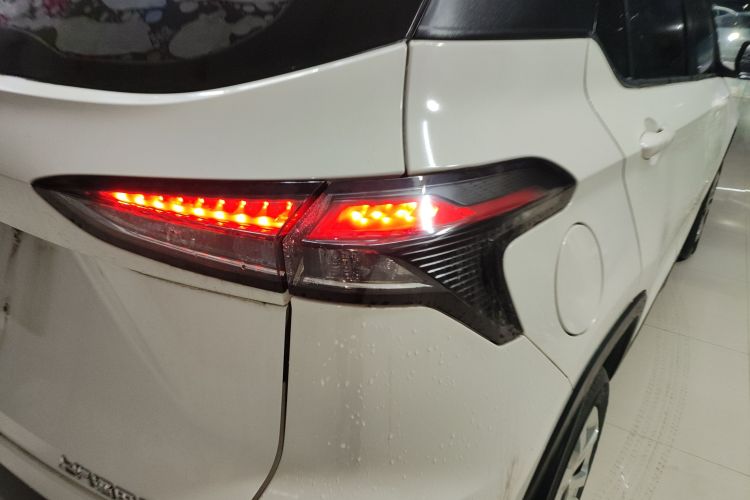 宝骏510 2019款 1.5L 手动劲享型77kW 国VI车身外观9