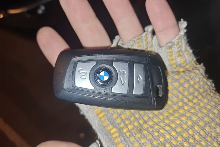 宝马5系 2014款 525Li 领先型中控内饰11