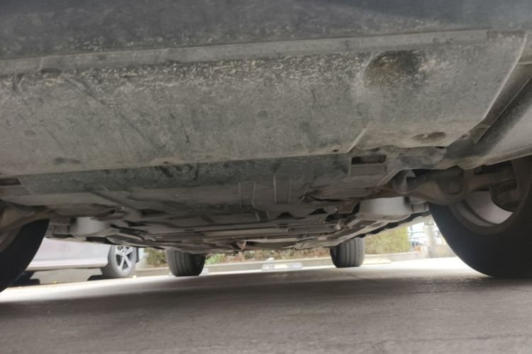 奔驰GLE 2020款 改款 GLE 350 4MATIC 时尚型局部细节9008