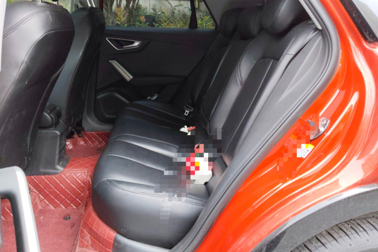 奥迪Q2L 2020款 35 TFSI 进取动感型中控内饰7004