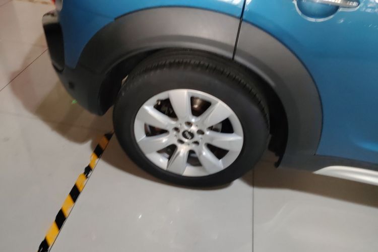 MINI Countryman 2017款 1.5T COOPER ALL4 探险家车身外观6008