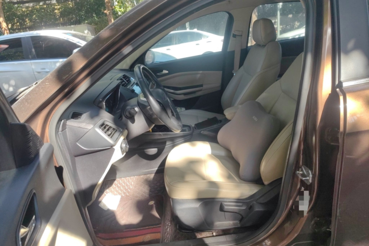 福特 福睿斯 2015款 1.5L 自动时尚型局部细节19