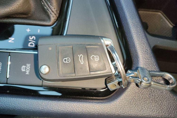 大众 途岳 2024款 300TSI 两驱月尊版中控内饰11