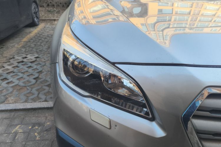 斯巴鲁 傲虎 2015款 2.5i 豪华导航版车身外观8