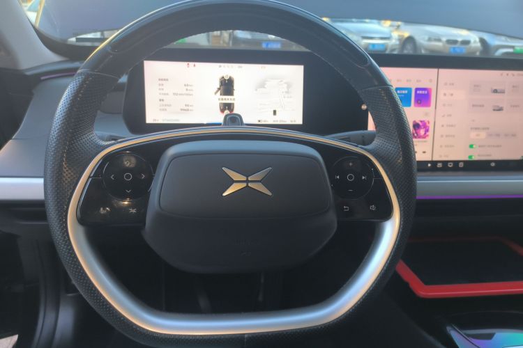 小鹏P7 2022款 480E中控内饰13