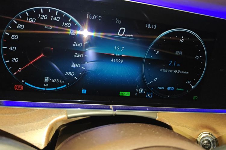 奔驰E级 2021款 E 260 L中控内饰15