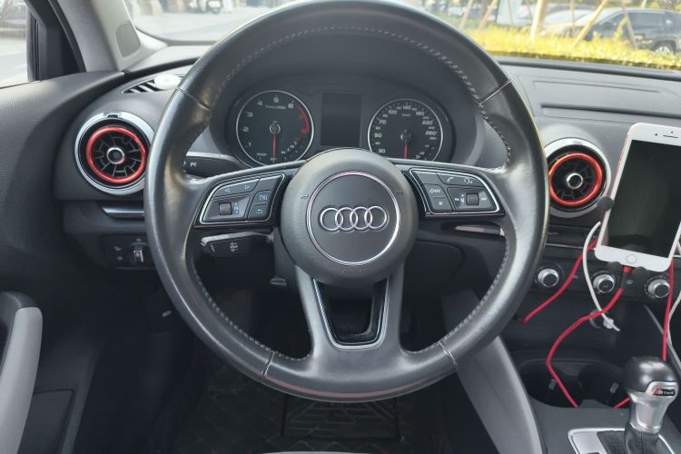 奥迪A3 2020款 Limousine 35 TFSI 时尚型 国VI中控内饰13