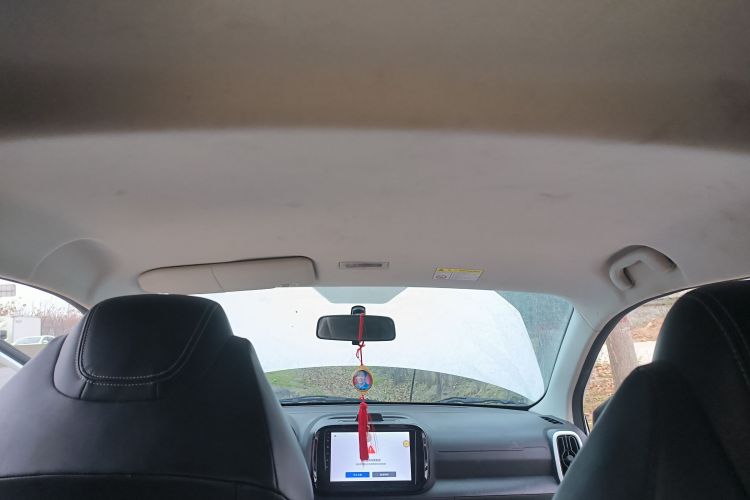 荣威 科莱威CLEVER 2022款 311km元气啵啵版中控内饰22