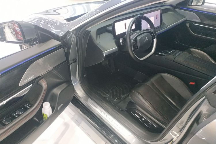 小鹏P7 2022款 670E+中控内饰20