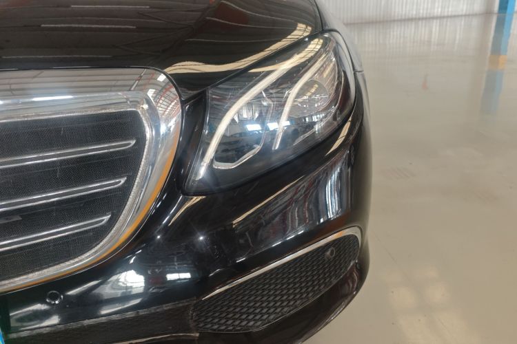 奔驰E级 2020款 E 260 L局部细节36