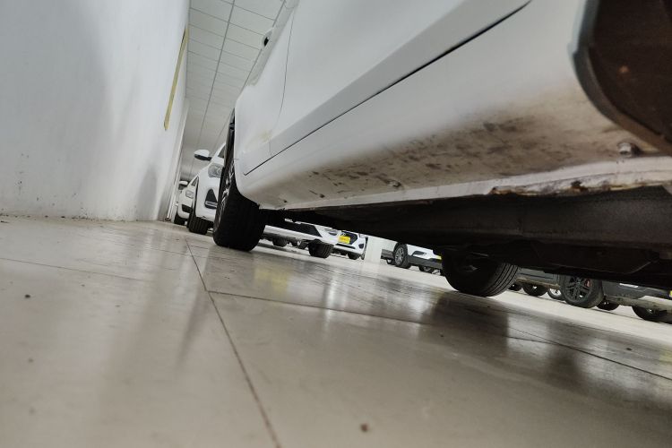 吉利汽车 帝豪 2019款  领军版 1.5L 手动豪华型 国VI局部细节9001