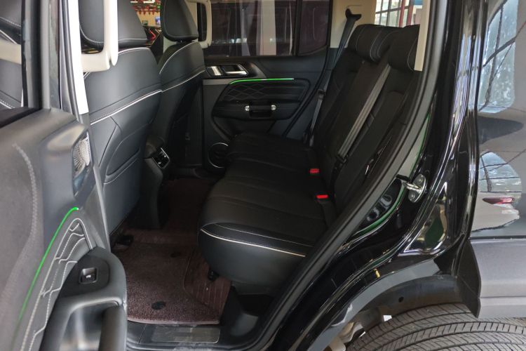 坦克300 2024款 2.0T 征服者中控内饰7004